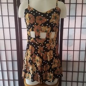 TOP SHOP BLACK AND ORANGE ROMPER SIZE 6